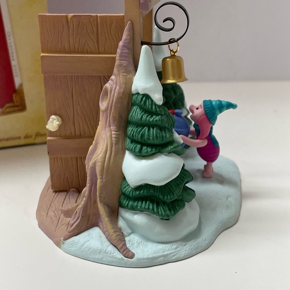 Hallmark Ornament Gift Exchange, Winnie the Pooh Collection 2005 new in box. - Picture 12 of 13